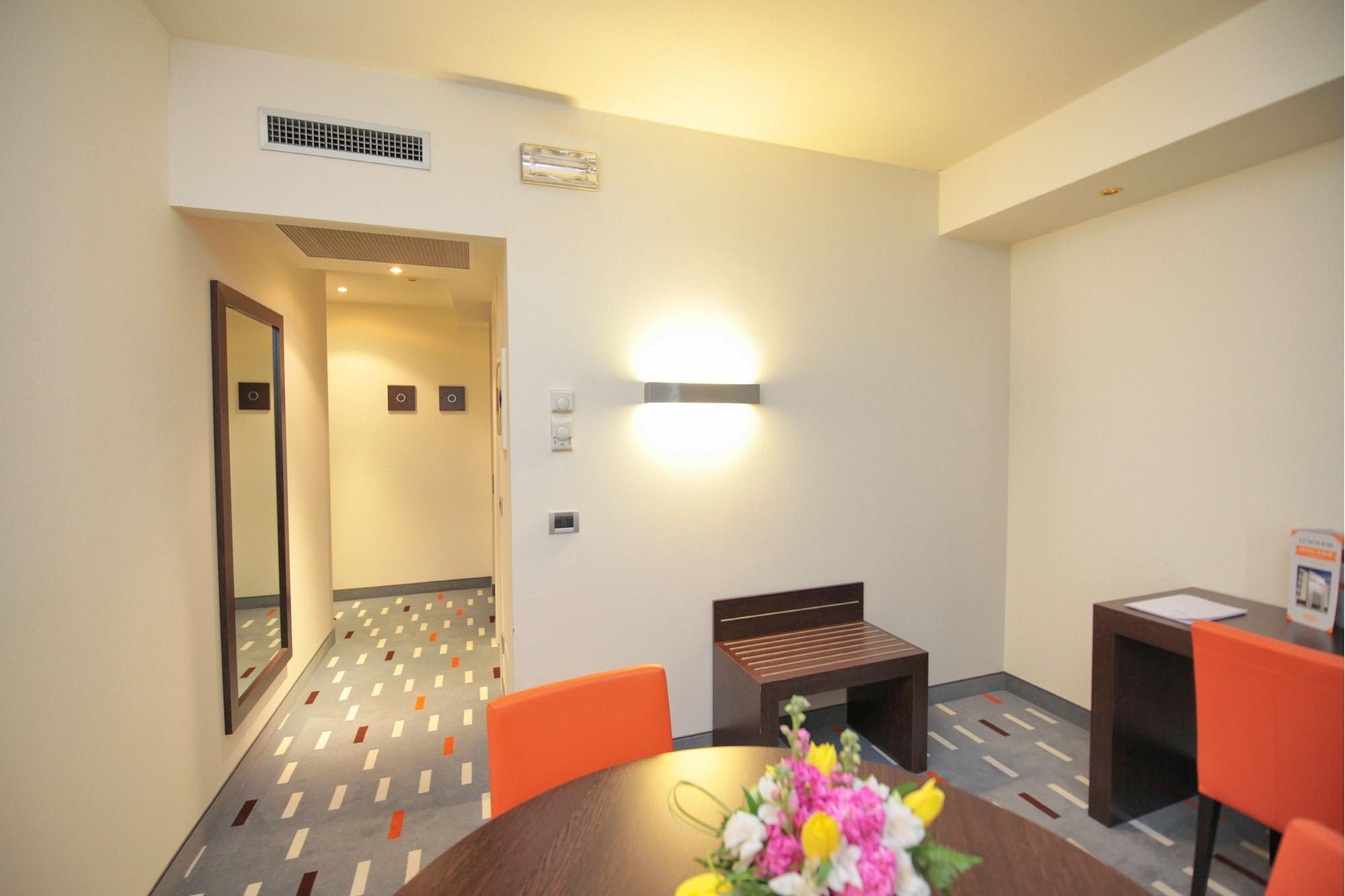 Hotel Major رونتشي دي ليجيوناري المظهر الخارجي الصورة