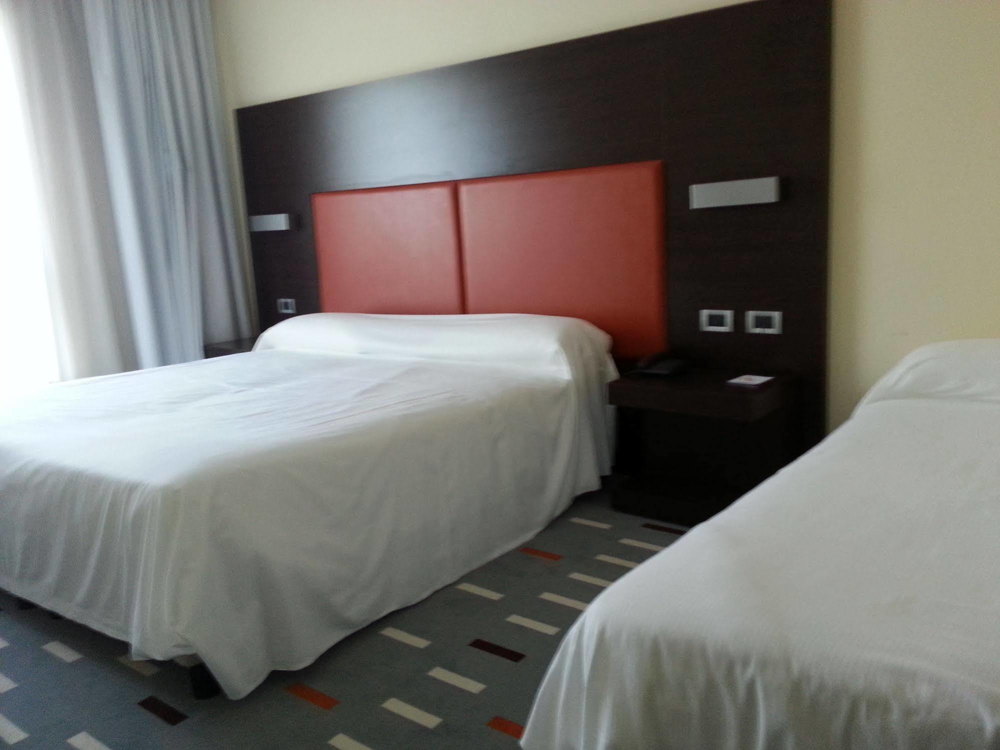 Hotel Major رونتشي دي ليجيوناري المظهر الخارجي الصورة