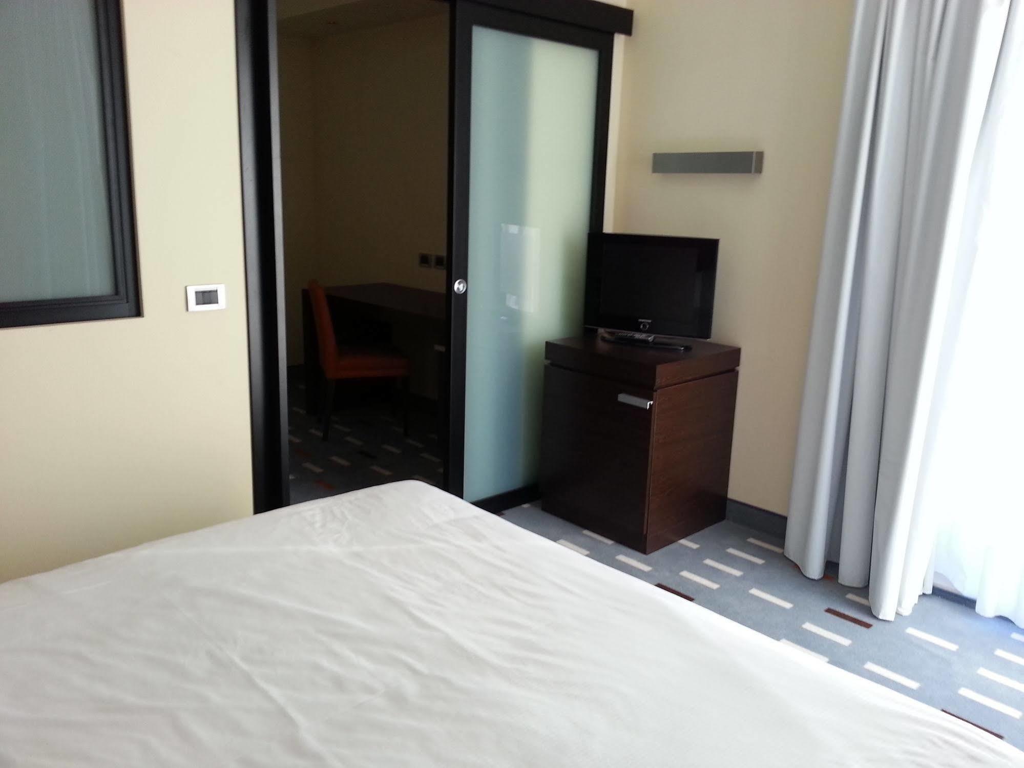 Hotel Major رونتشي دي ليجيوناري المظهر الخارجي الصورة